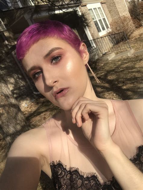 My favorite way to lift hooded eyes : r/MakeupAddiction