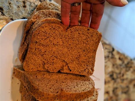 Recipe For Low Carb Bread With Yeast For The Ketogenic Diet