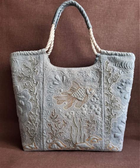 Pin by Elena on сумки | Fabric bag design, Beaded bags, Tote bags handmade