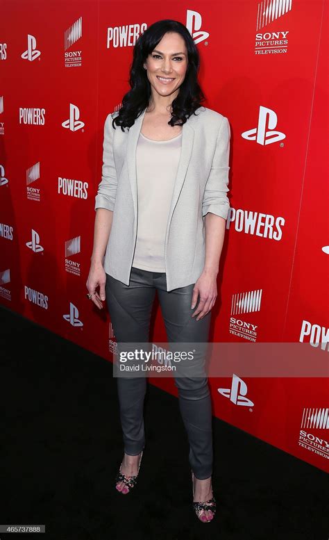 Kyra Zagorsky's feet