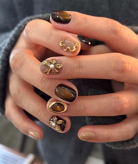 What Are Nails Made Of - RYZE Superfoods