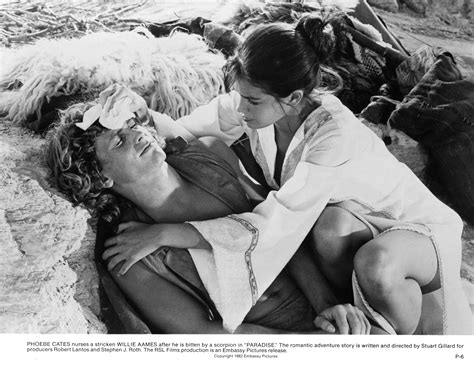 Phoebe Cates Nude Pics