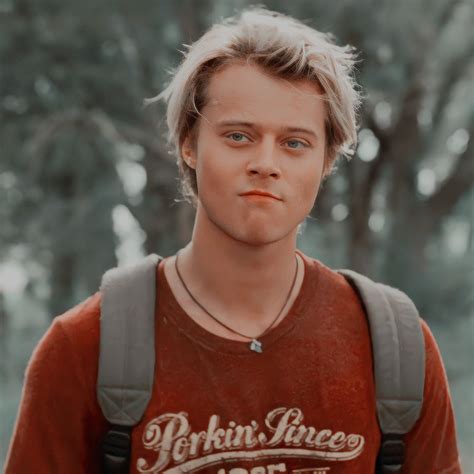 JJ Outer Banks Icon in 2023 | Banks icon, Outer banks, Stylish hoodies