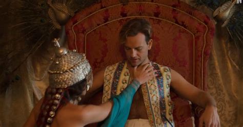 netflix devoile la bande annonce de supersex la serie sur rocco