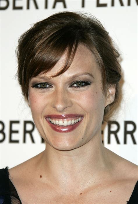 Celebrity Vinessa Shaw Wallpapers. Pictures, photos, Vinessa Shaw
