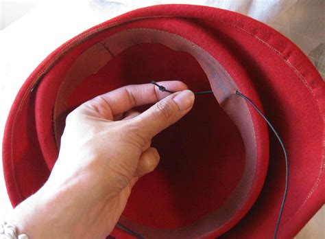 How Not To Wear Your Hat In Chicago at Carla Apgar blog