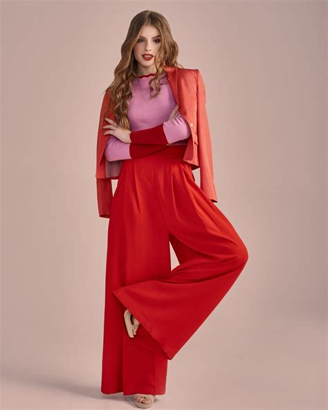 Kavyar | Work by Kavyar Member: Model: @krisondra - https://kavyar.com