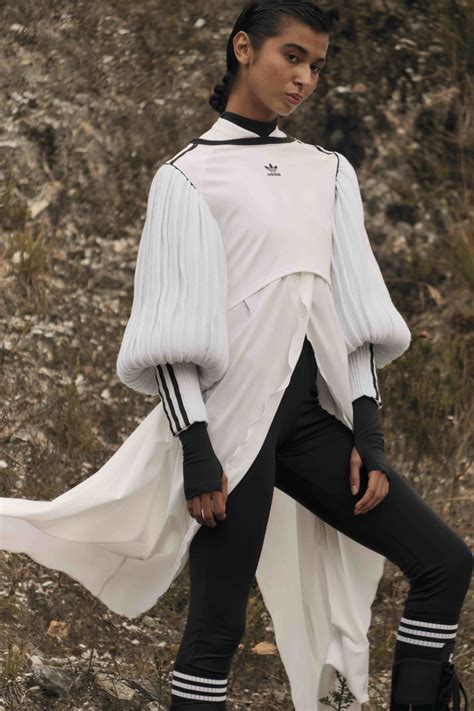 Así es la primera colaboración de adidas y la marca colombiana MAZ