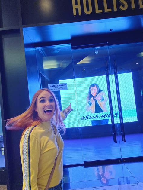 Shannon Barry with a nice boobstrap | Scrolller