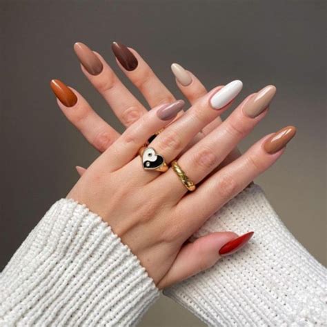 50+ Cute Fall Nail Designs You'll Be Obsessed With All Season
