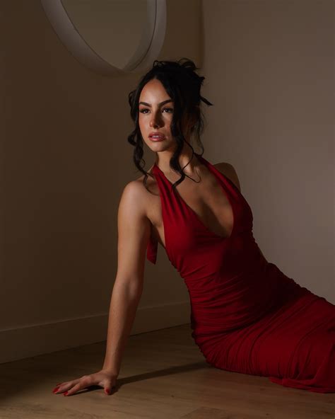 Sofia Elizabeth | love is around the corner …💌 ️‍🔥 | Instagram