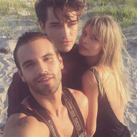 #Repost @leonardocorredor ・・・ Beach babes @leonardocorredorphotography ...