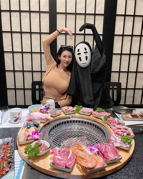 Britney | 幽灵👻陪你吃 | Instagram