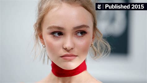 Protecting Underage Models Becomes a Federal Issue - The New York Times