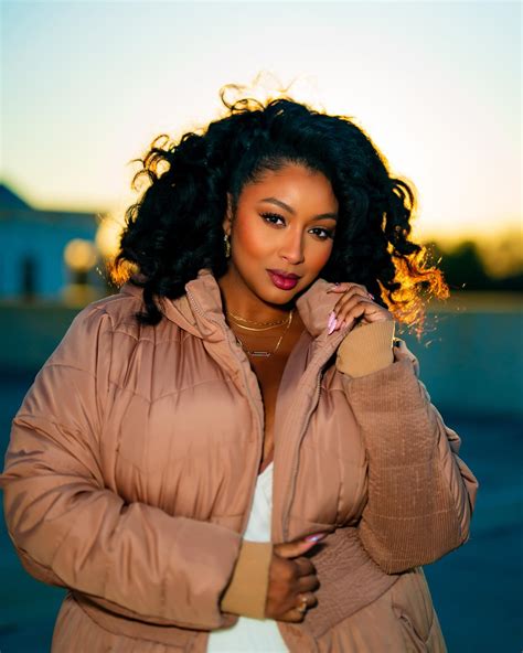 Nzinga Imani | Actress & Plus Model | The sun will rise again ☀️