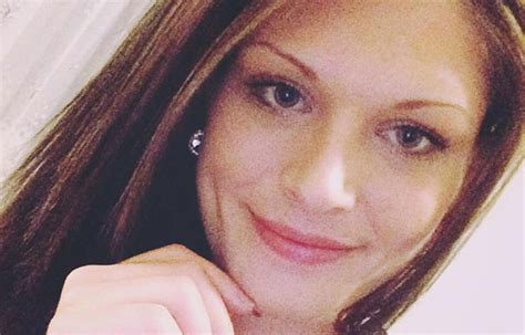 Woman accidentally live streams her own death on Facebook | New Idea