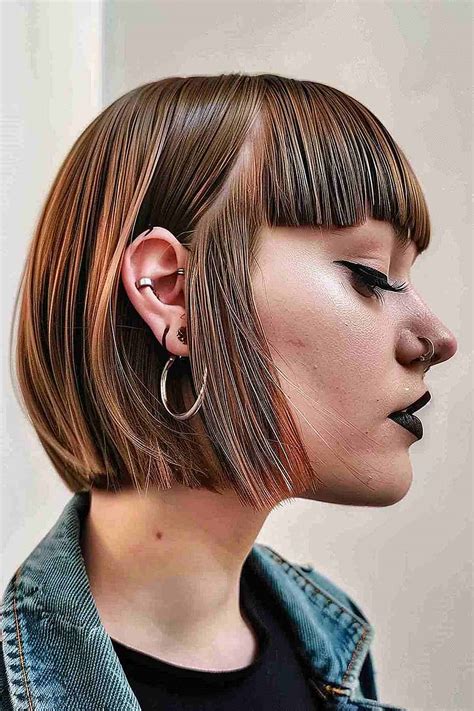 32 Chin-Length Bob Hairstyles That Will Stun You in 2022