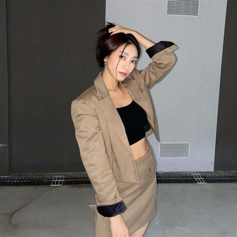 Moka Instagram Update | Korean Media {EU} Amino