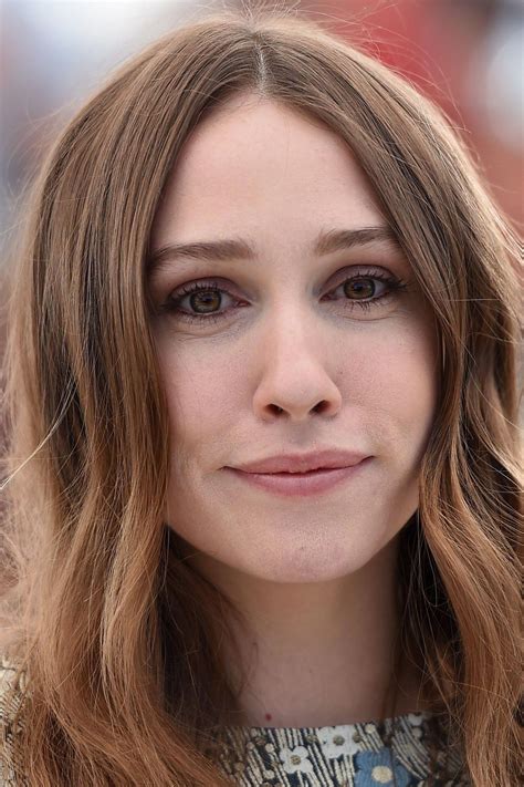 Sarah Sutherland - FilmAffinity