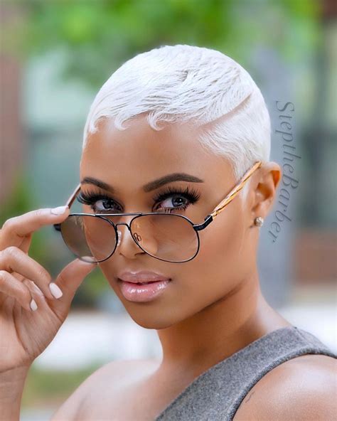 How to style relaxed pixie short black hairstyles for work 16