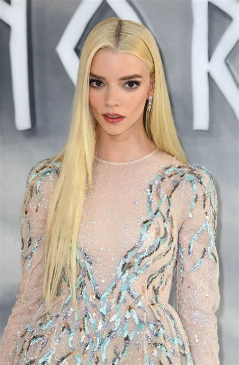 Anya Taylor-Joy’s Star-Studded Ridley Scott Produced 2016 AI Thriller