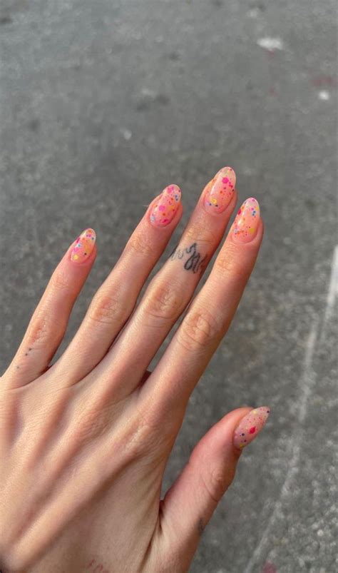 Pin by Farfa on Nail | Vintage nails, Soft nails, Chic nails