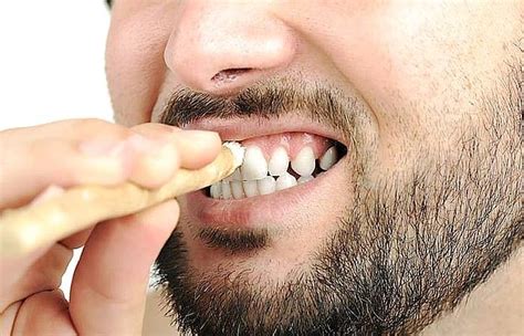 Палочки мисвак — 7 полезных свойств для зубов и как правильно чистить
