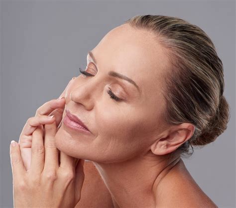 Chin Implants in Minneapolis, MN | Hagen Facial Plastic Surgery