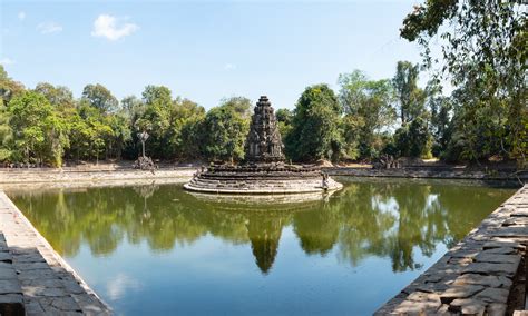 Angkor Wat: Guide to the Grand Circuit Tour – Wandering Wheatleys