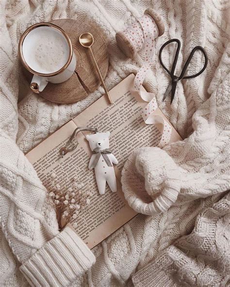Новогодние раскладки Flat lay: фото и картинки для соцсетей
