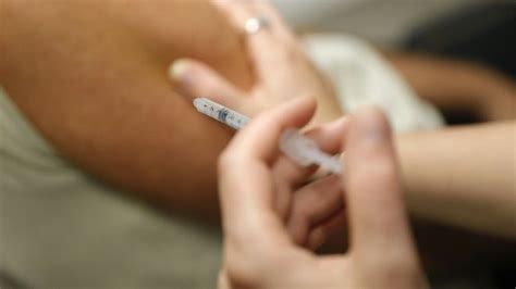 FDA approves updated COVID vaccines for fall