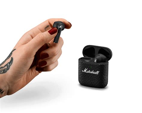Minor III earbuds with charging case | Marshall