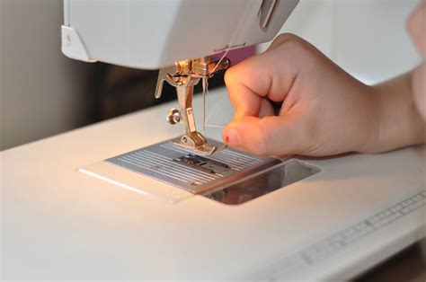 My Rainboots Are Red: :: Learning to sew