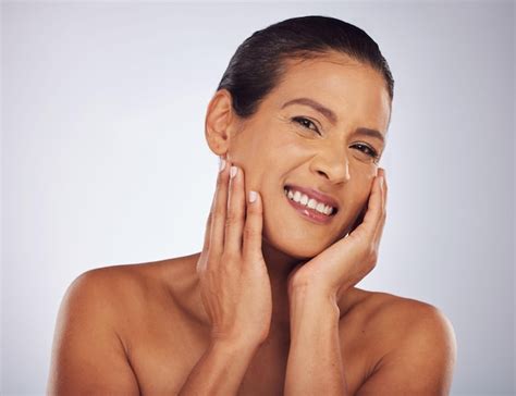 premium photo portrait cosmetics  woman  skincare natural