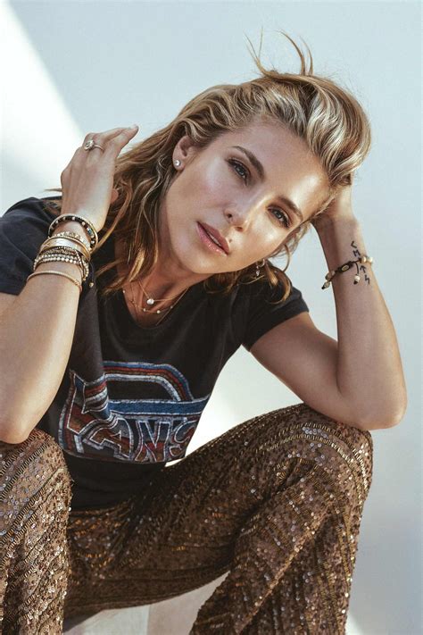 Los 7días/7looks de Elsa Pataky | Vogue España