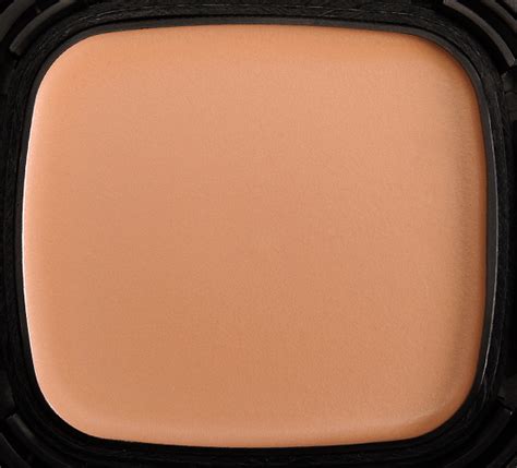 NARS Mont Blanc Radiant Cream Compact Review & Swatches