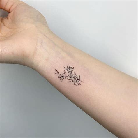26 Small Wrist Tattoos Perfect for the Ink Minimalist