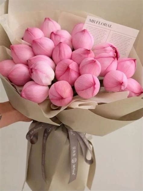Букет лотосов in 2024 | Luxury flower bouquets, Flower gift ideas ...