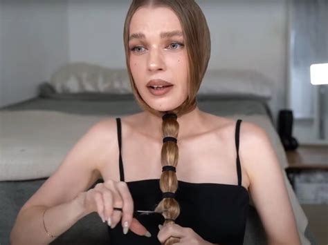 cut   hair  home   fraction   salon cost upstyle