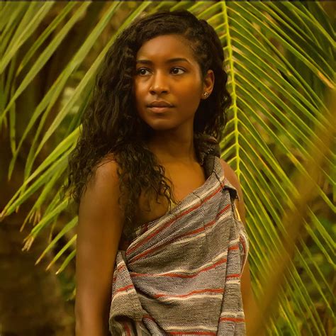 carlacia grant outer banks icon | Banks icon, Outer banks, Pretty people