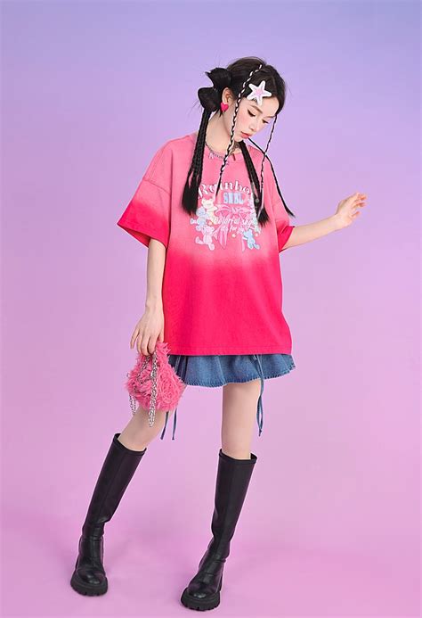 Sweet Gradient Red Loose T-Shirt - Kawaii Fashion Shop | Cute Asian ...