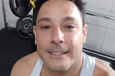 Irmão atualiza estado de saúde de Vavá