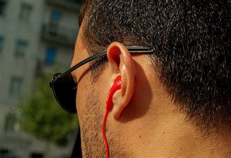 common ear problems    prevent  flux magazine