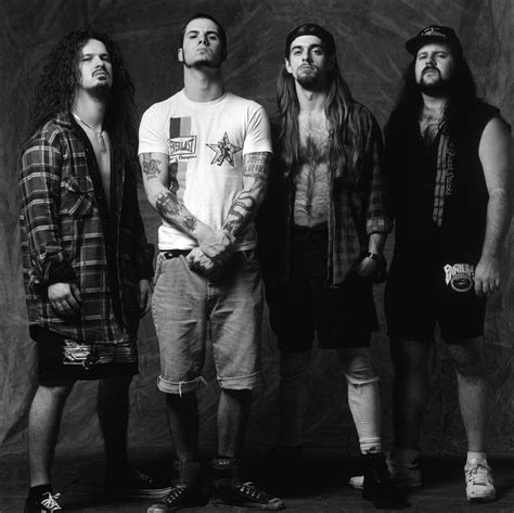 Pantera Radio | iHeartRadio