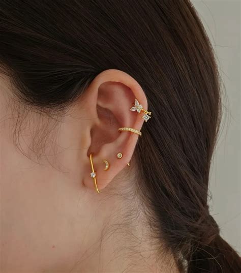 The 10 Best Hoop Earrings for Cartilage Piercings of 2024