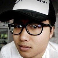 Guo Jun – Medium