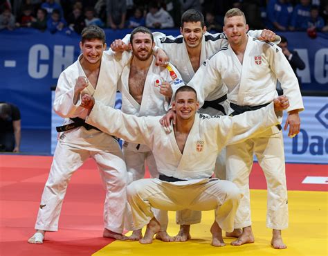 OJK Belgrade and PSG win men's and women's European Champions League