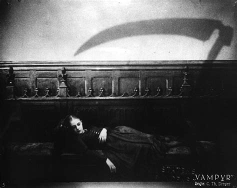 VAMPYR + HE EHTIVÄT LAUTALLE - Kino Regina