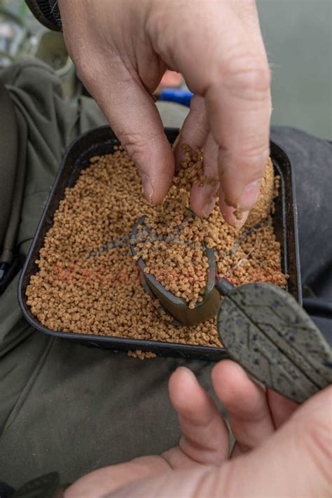 Форма за фидер хранилки Korum CAMO METHOD MOULDS | MegaFishing.BG
