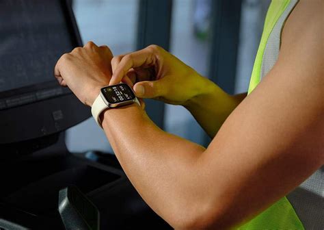 Xiaomi Redmi Watch 3 béžové chytré hodinky | Electroworld.cz